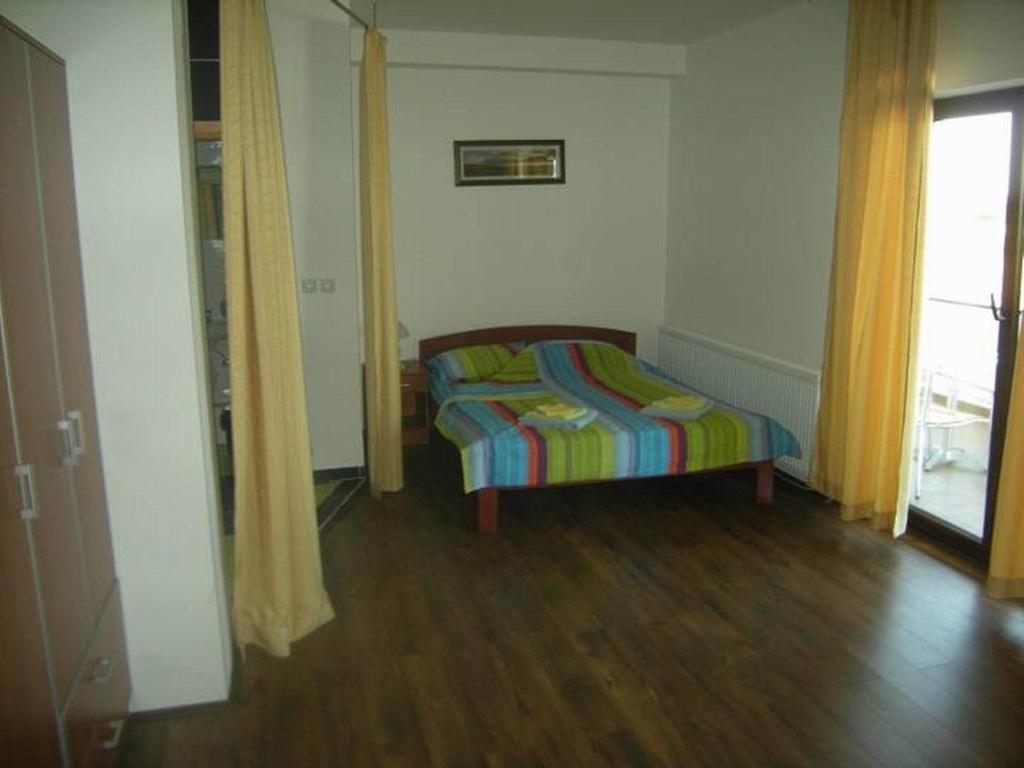 Hotel Bazeni Baikal Topola Zimmer foto